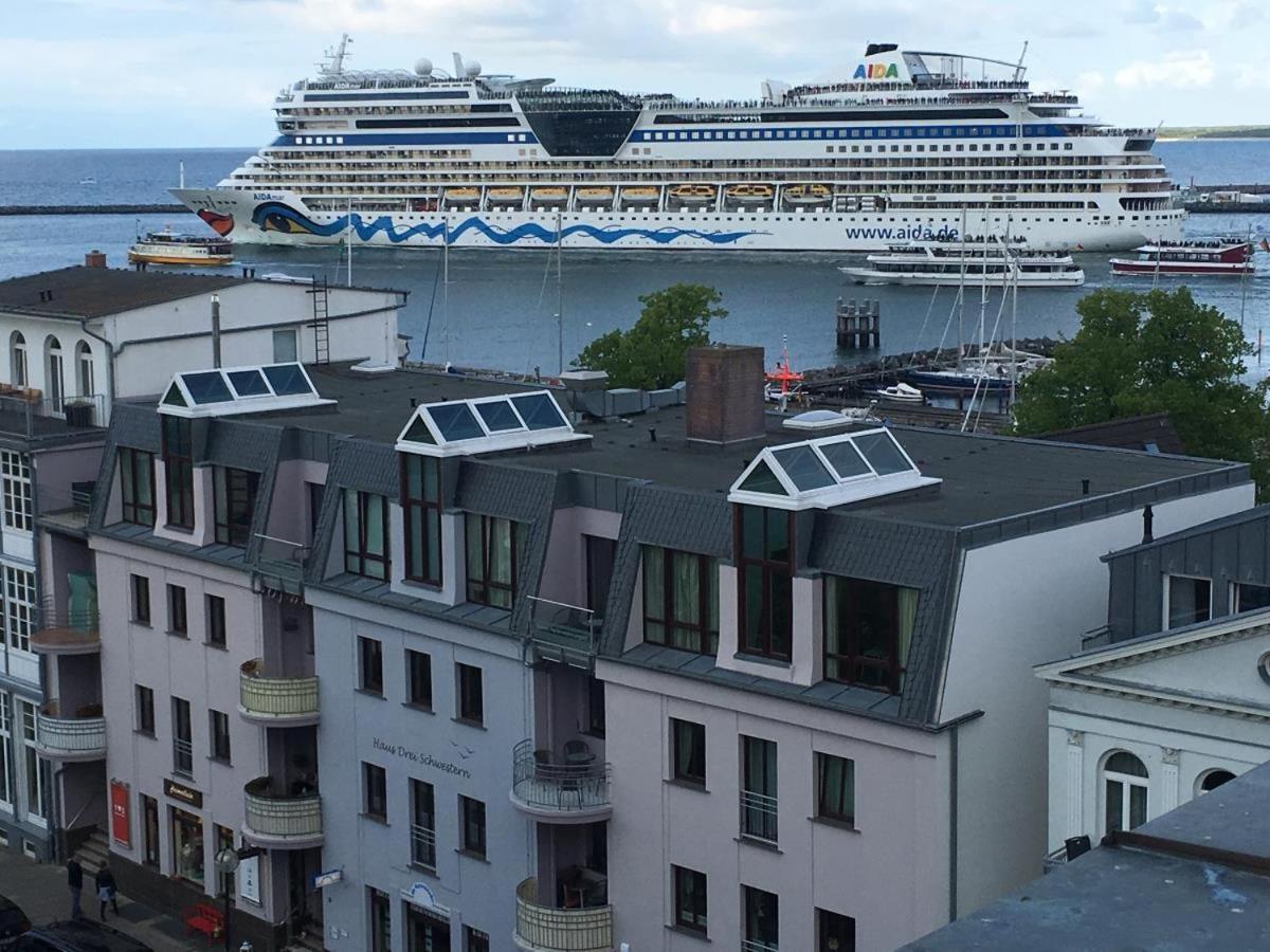 Haus Drei Schwestern, Bernstein Rostock Exteriör bild